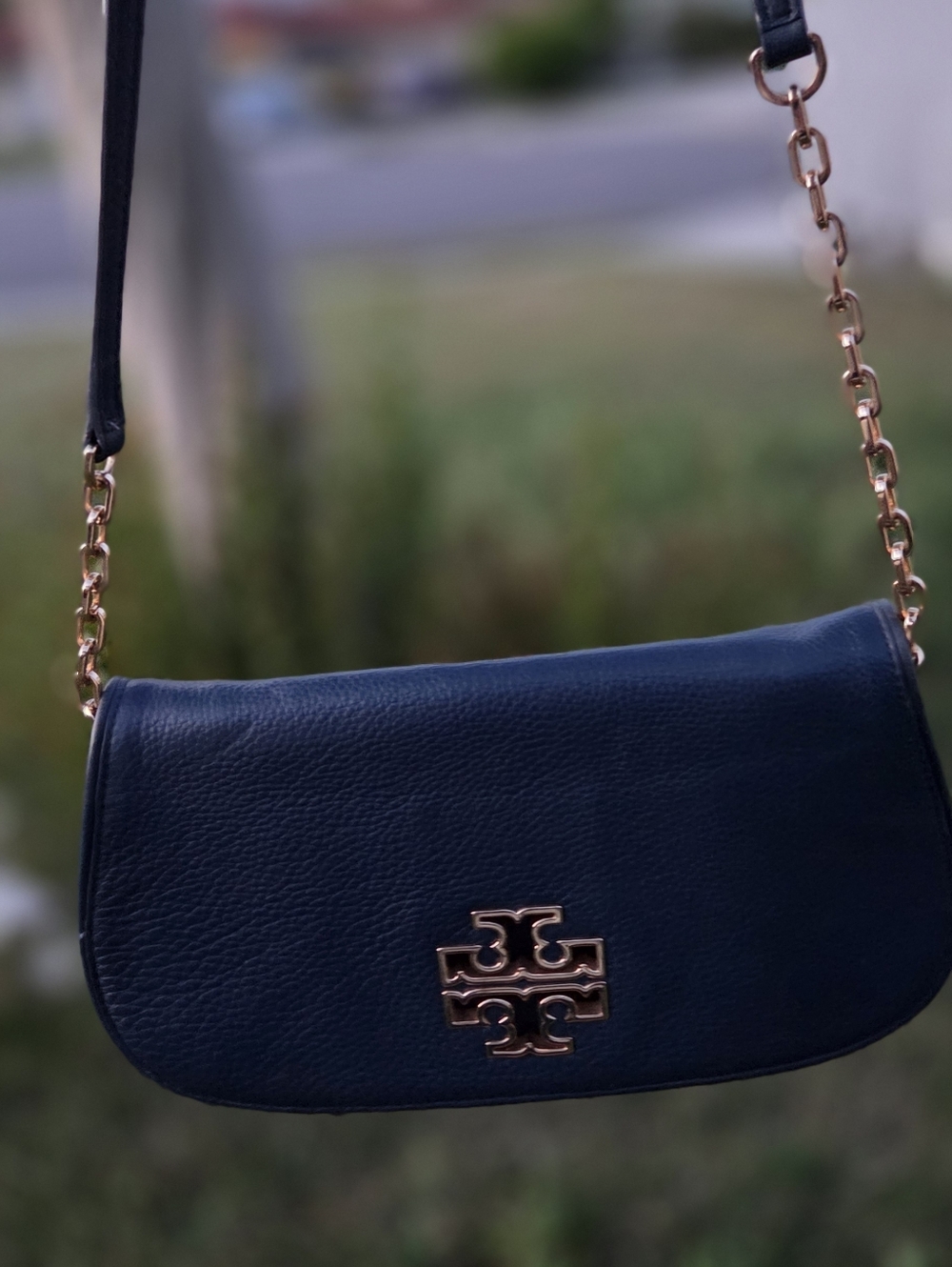 Tory Burch Britten Crossbody Navy Pebbled Leather Gold Chain